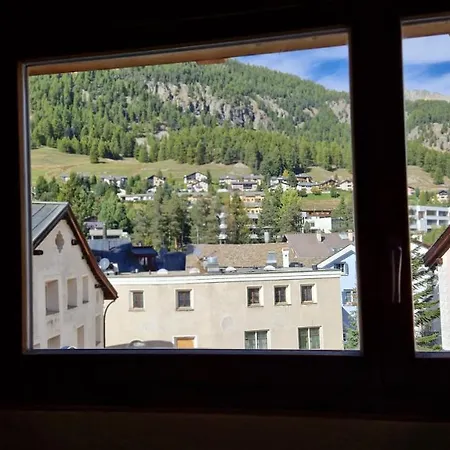 Bed & Breakfast Weisses Kreuz - Crusch Alva Samedan