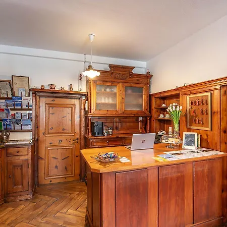 Weisses Kreuz - Crusch Alva Bed & Breakfast