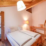 Weisses Kreuz - Crusch Alva Bed & Breakfast *